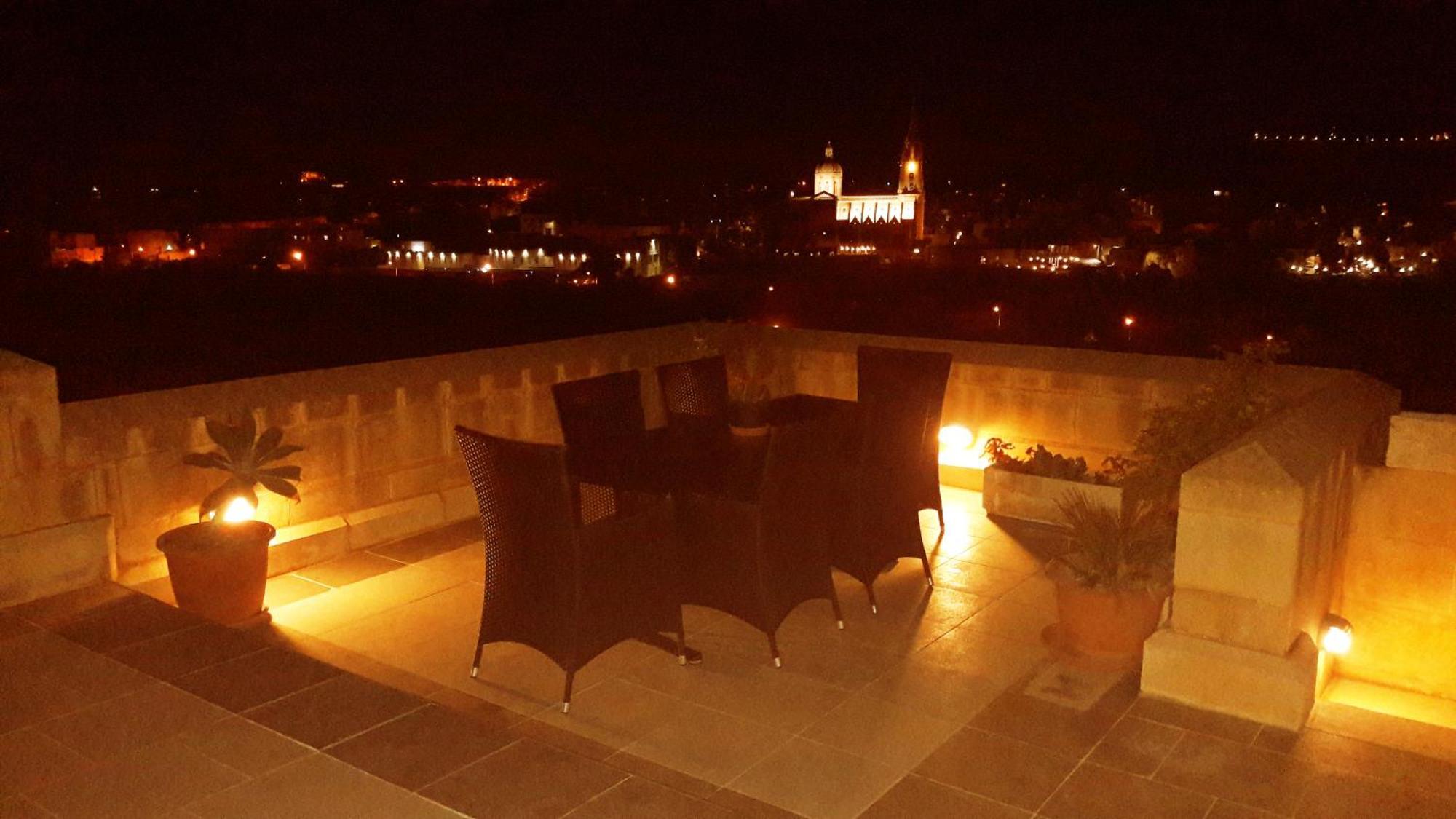 Luxury Apartment - Fort Chambray Għajnsielem Dış mekan fotoğraf
