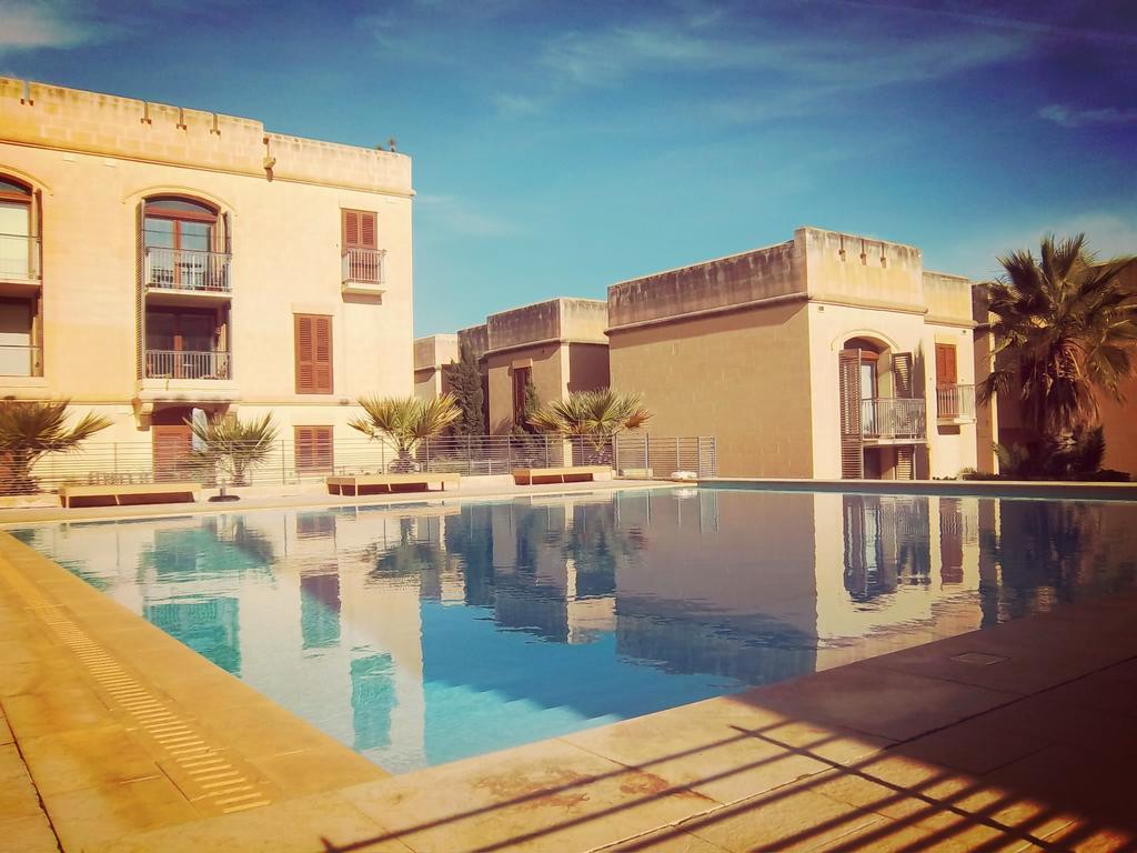 Luxury Apartment - Fort Chambray Għajnsielem Dış mekan fotoğraf