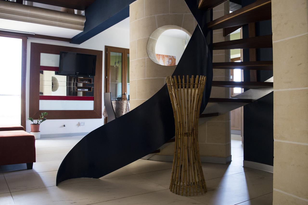Luxury Apartment - Fort Chambray Għajnsielem Dış mekan fotoğraf
